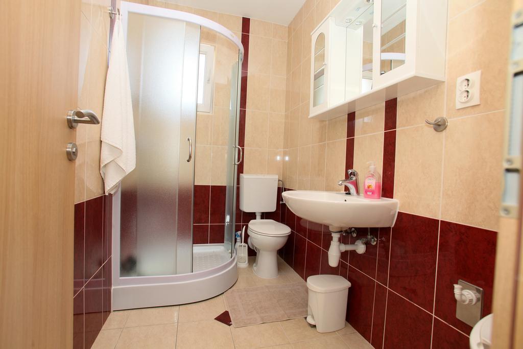 Apartments Villa Karlo Kaštela Kültér fotó