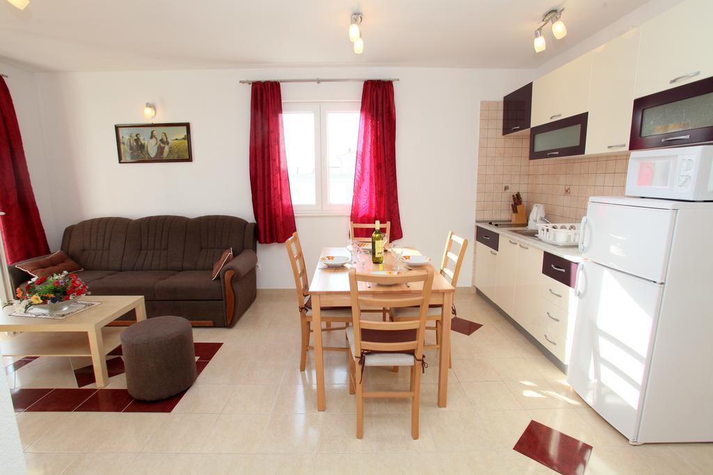 Apartments Villa Karlo Kaštela Kültér fotó