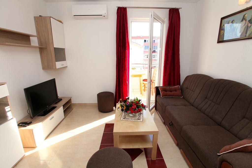 Apartments Villa Karlo Kaštela Kültér fotó